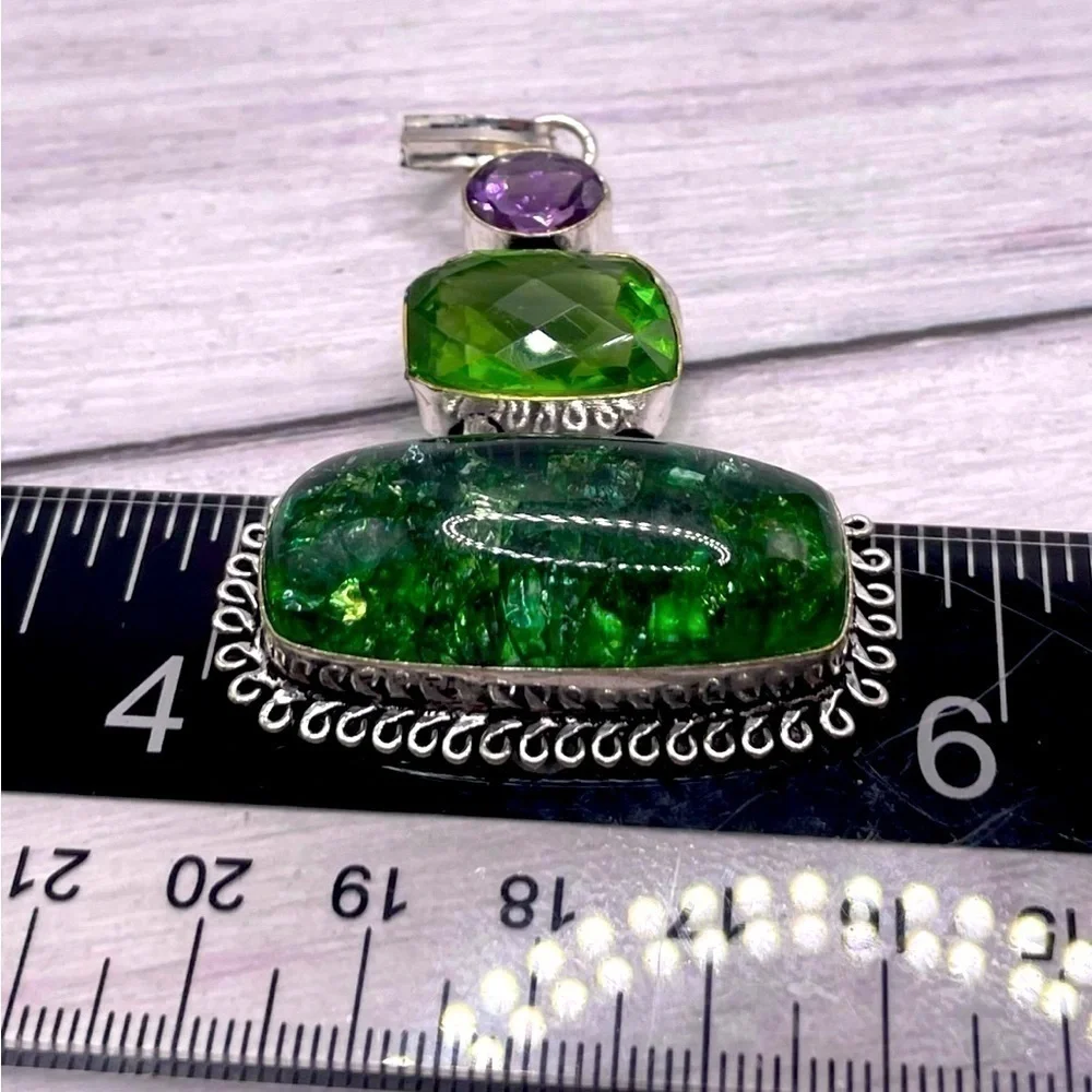 Green Solar Quartz Pendant